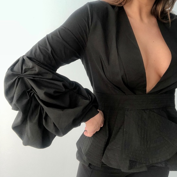 SIPAIYA NWT Black STATEMENT Blouse - Picture 2 of 8